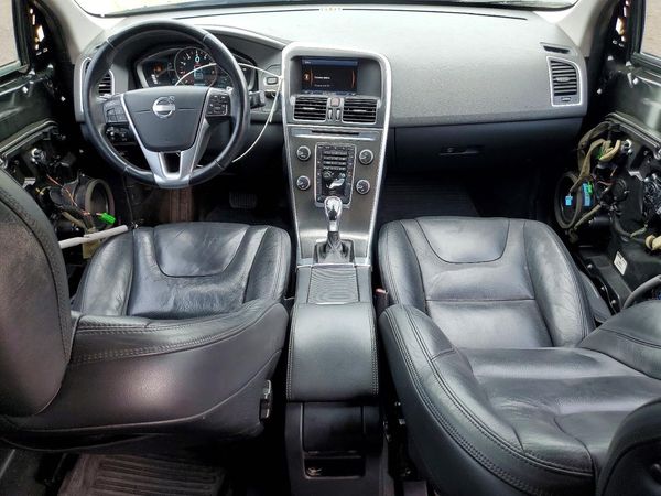 2014 VOLVO XC60