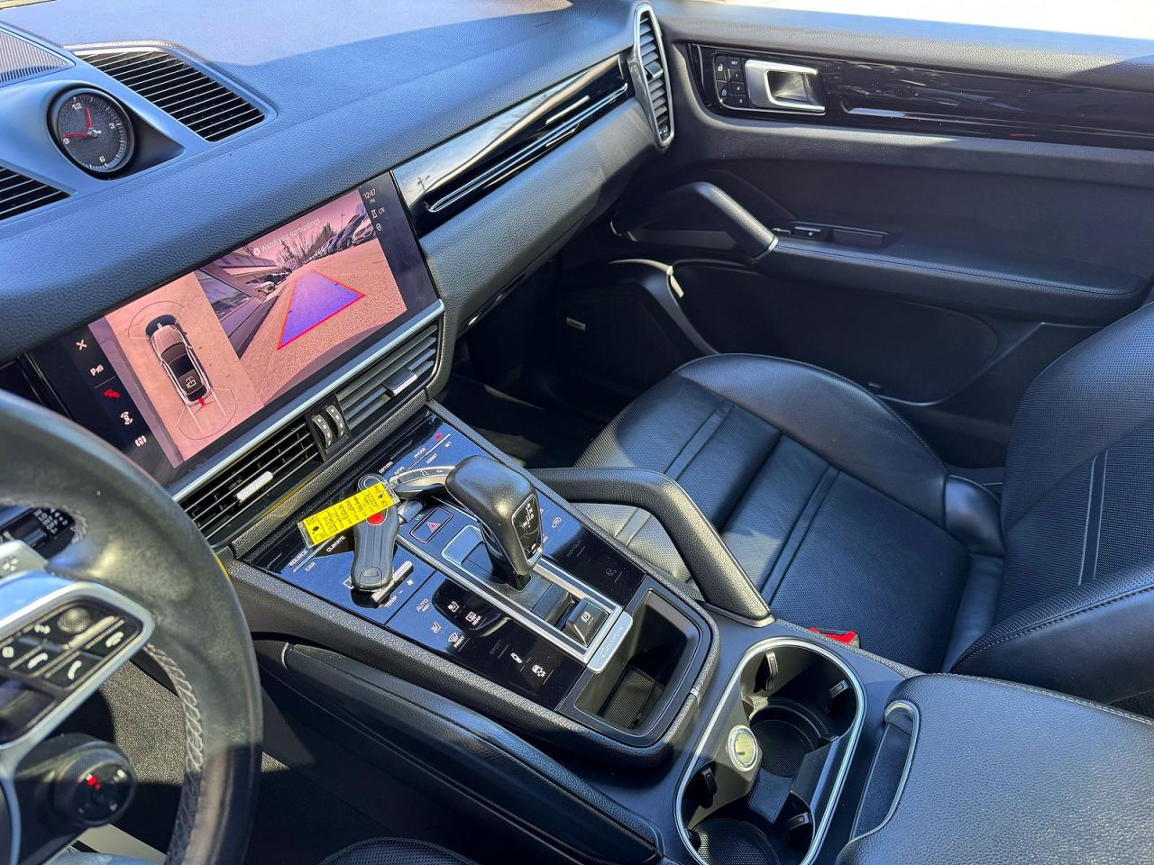 2023 PORSCHE CAYENNE