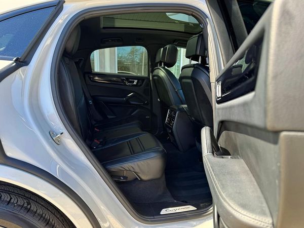 2023 PORSCHE CAYENNE