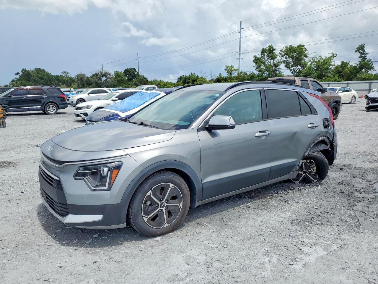 2024 KIA NIRO