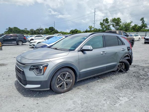 2024 KIA NIRO
