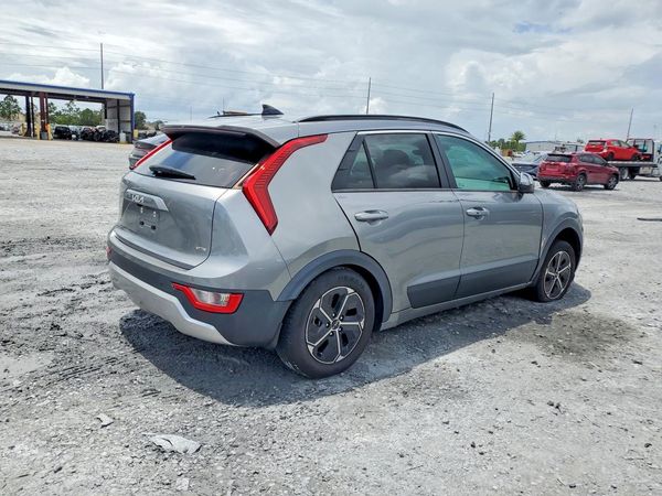 2024 KIA NIRO