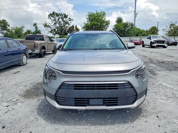 2024 KIA NIRO