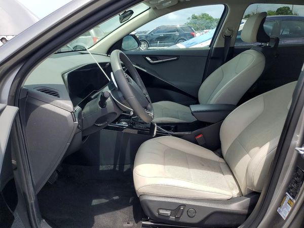2024 KIA NIRO