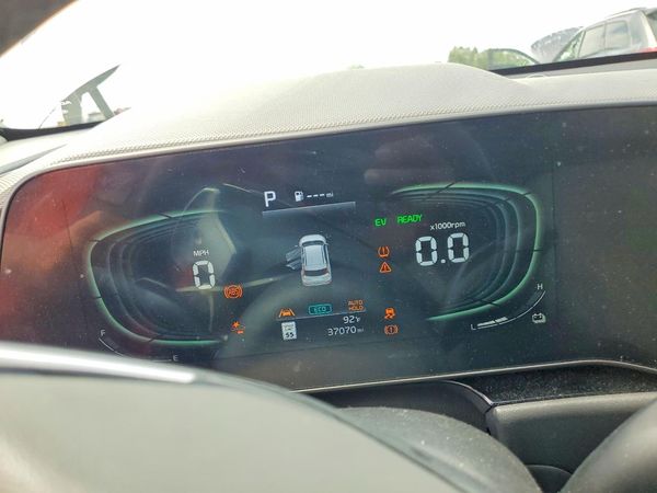 2024 KIA NIRO