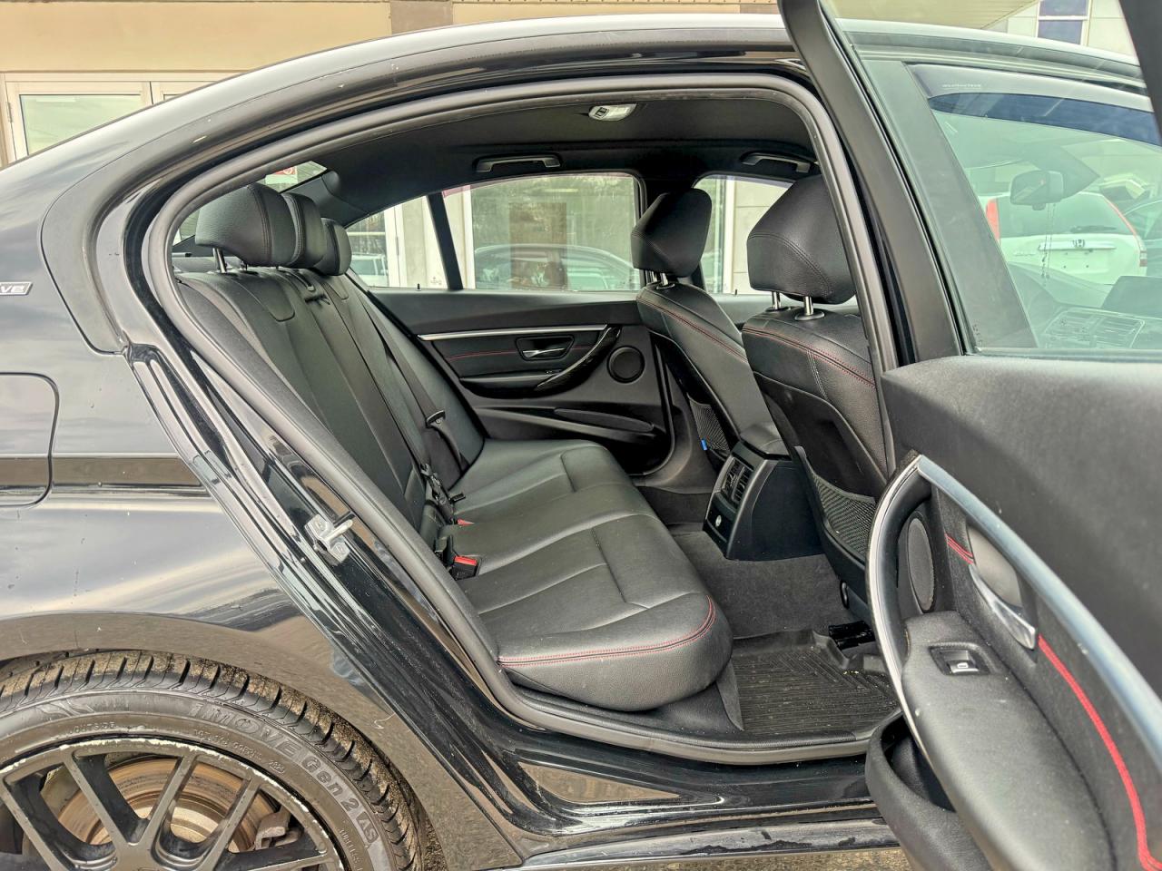 2018 BMW 330E