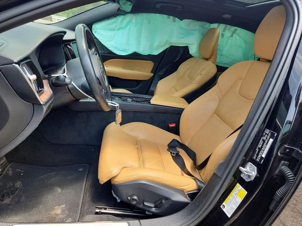 2019 VOLVO S60 Inscription