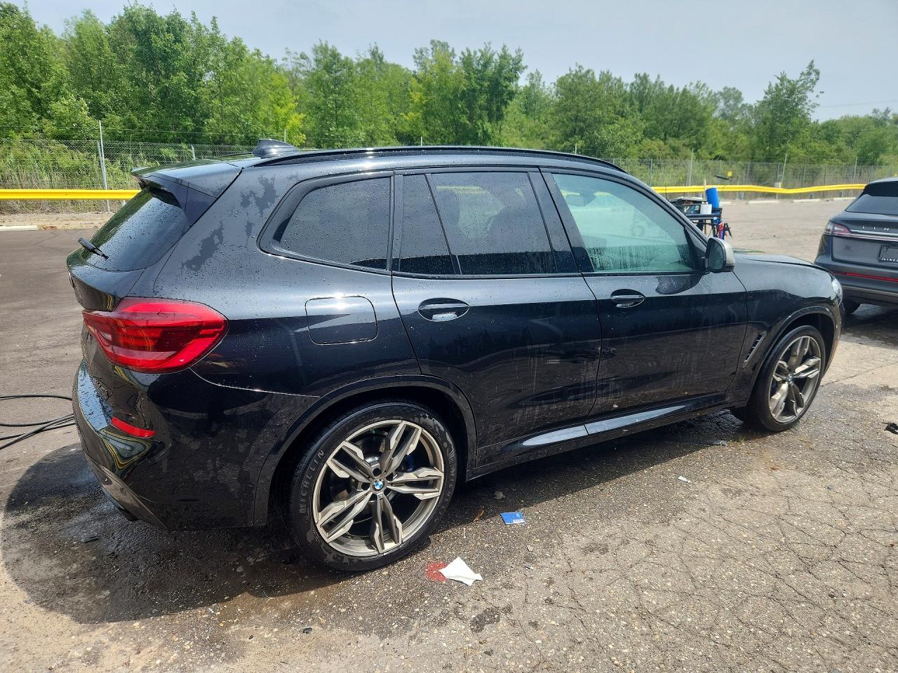 2021 BMW X3 M40i