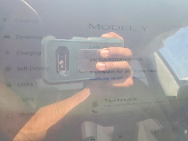 2026 TESLA MODEL Y