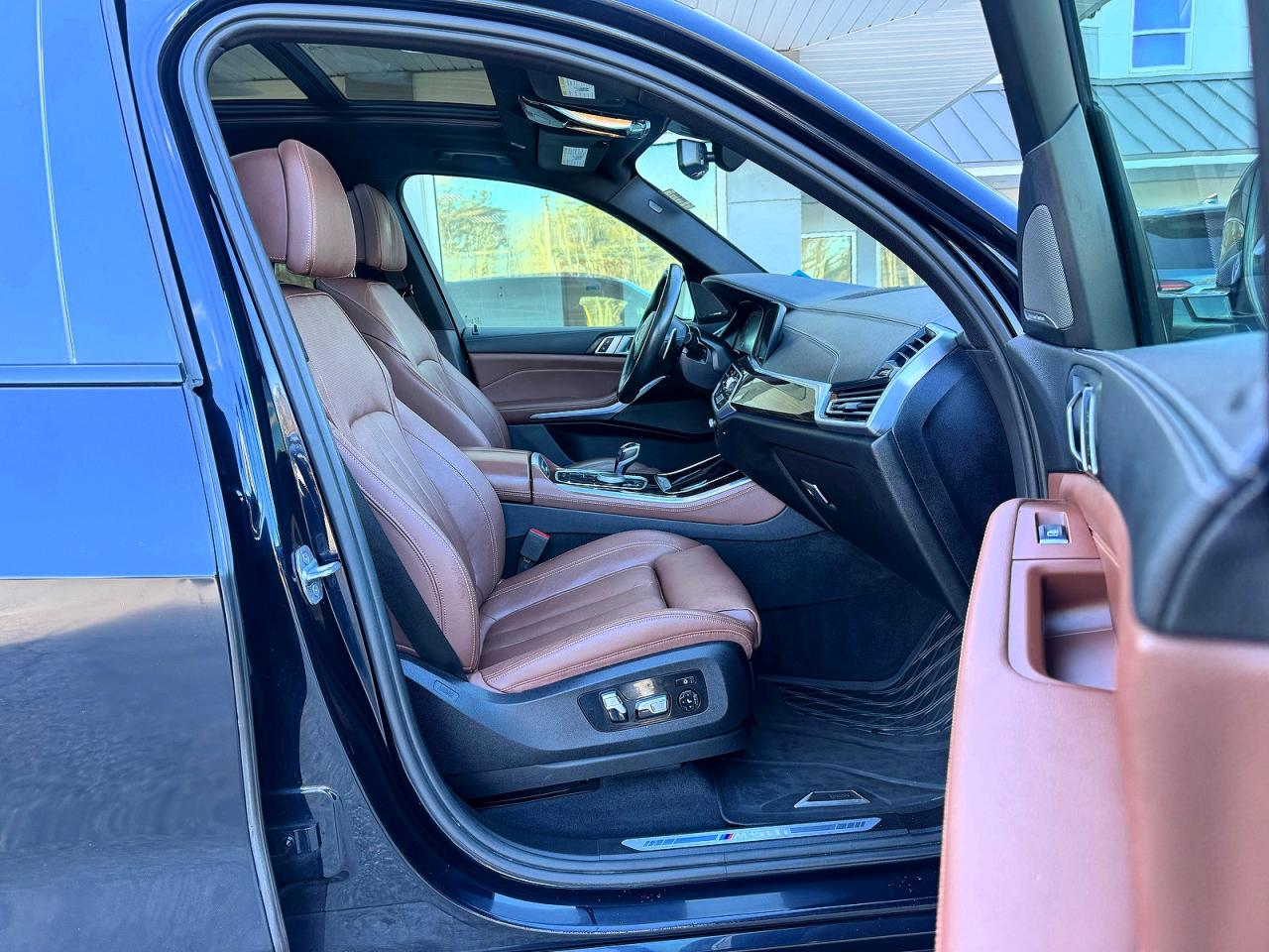 2020 BMW X5 M50i