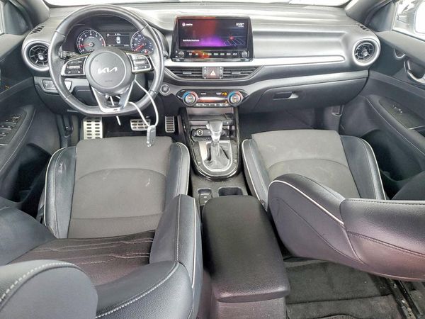2022 KIA FORTE GT Line