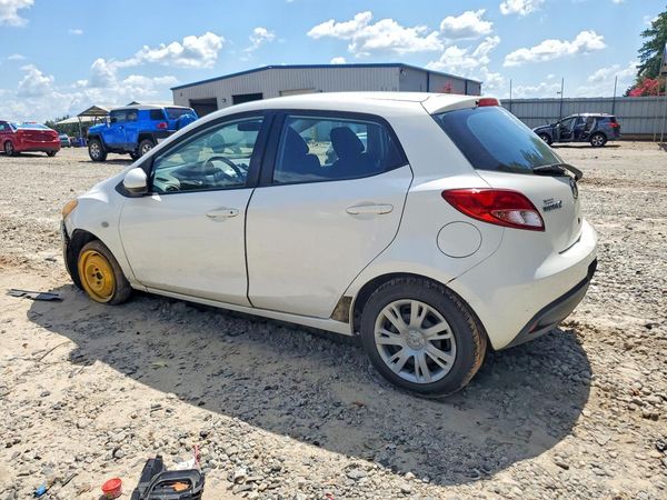 2013 MAZDA MAZDA2 Sport/GX
