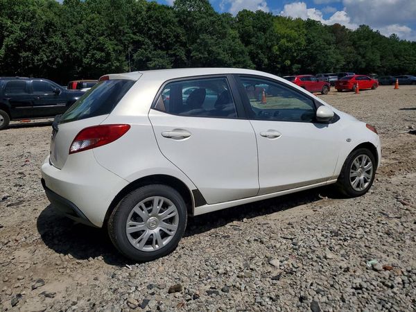 2013 MAZDA MAZDA2 Sport/GX