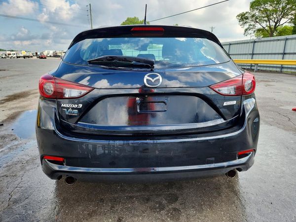2018 MAZDA 3