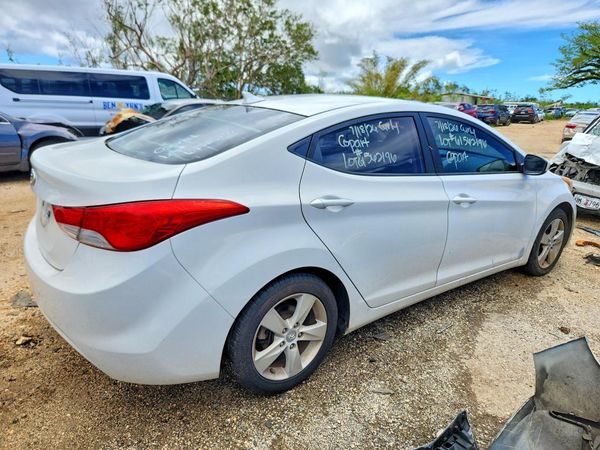 2012 HYUNDAI ELANTRA GLS(Middle grade)