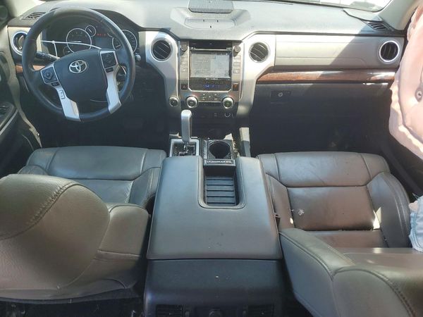 2017 TOYOTA TUNDRA Limited
