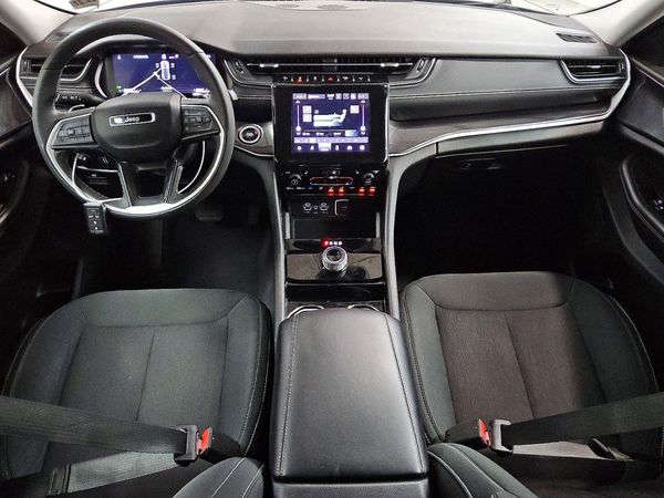 2023 JEEP GRAND CHEROKEE LAREDO 4X4