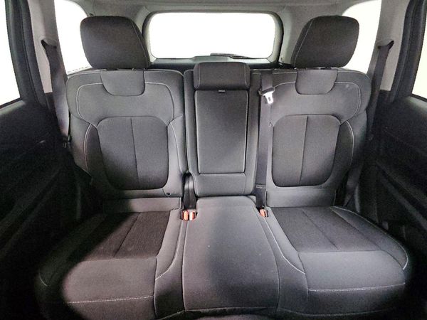 2023 JEEP GRAND CHEROKEE LAREDO 4X4