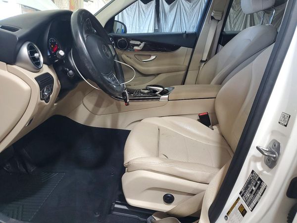 2016 MERCEDES-BENZ GLC GLC300