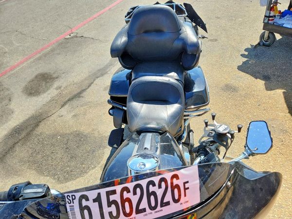 2015 HARLEY-DAVIDSON FL