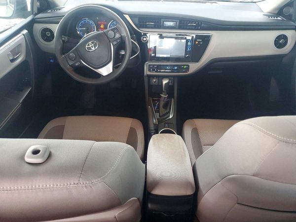 2017 TOYOTA COROLLA