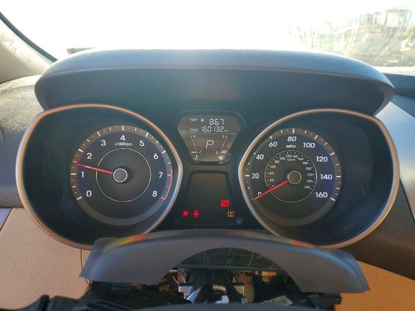 2013 HYUNDAI ELANTRA