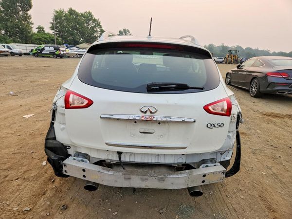 2016 INFINITI QX50