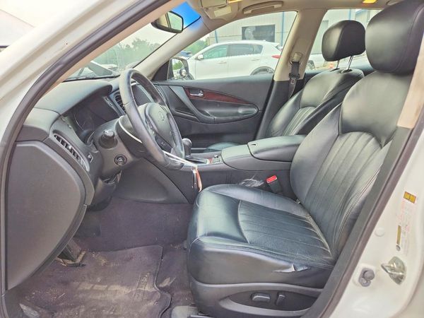2016 INFINITI QX50