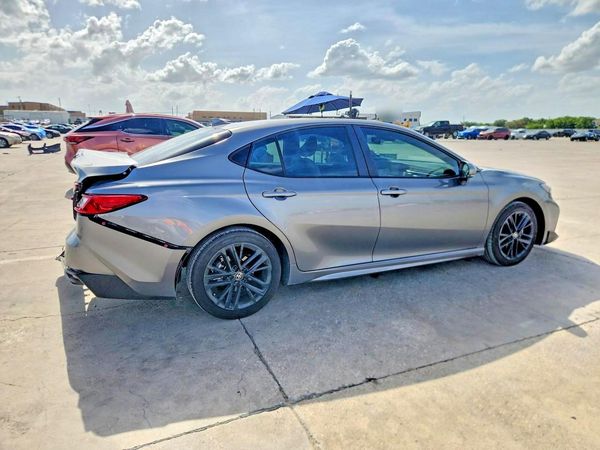 2026 TOYOTA CAMRY