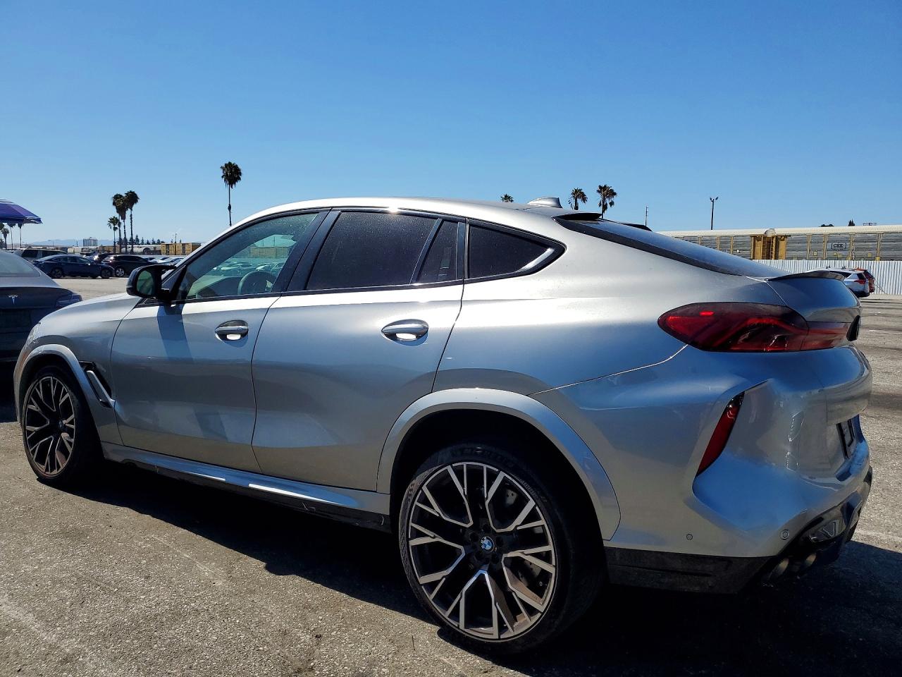 2021 BMW X6