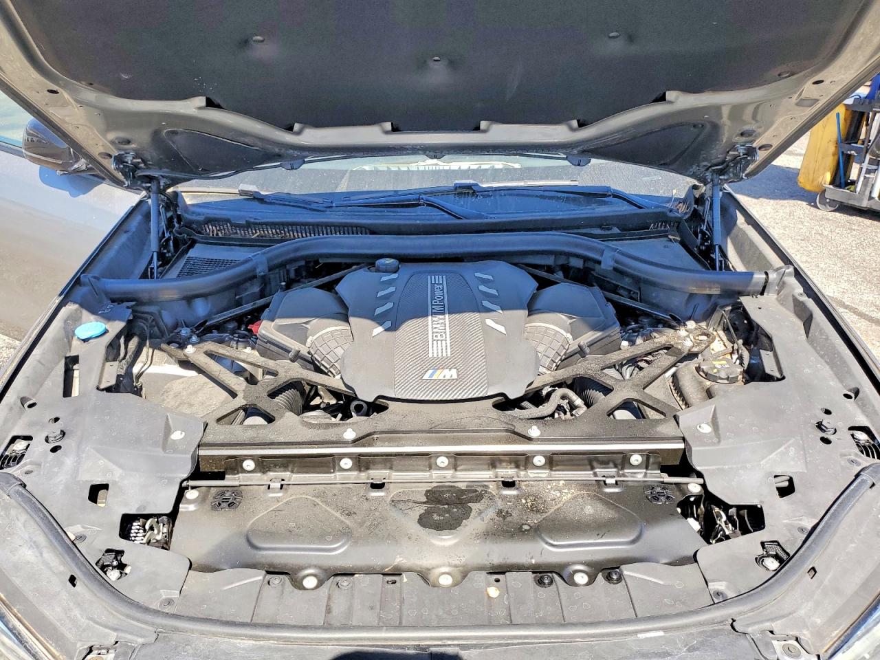 2021 BMW X6