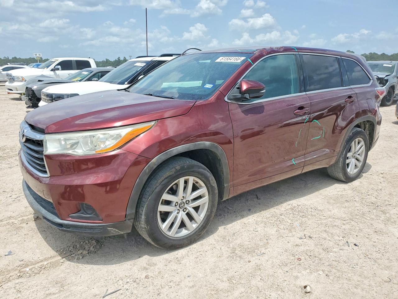 2016 TOYOTA HIGHLANDER