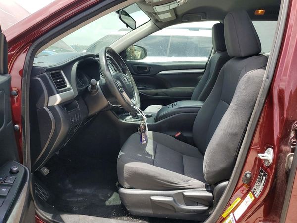 2016 TOYOTA HIGHLANDER