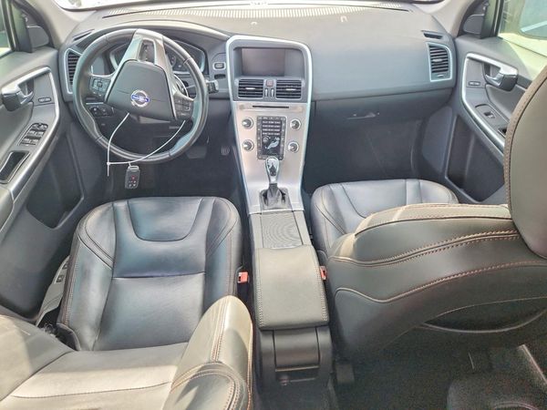 2017 VOLVO XC60 Dynamic