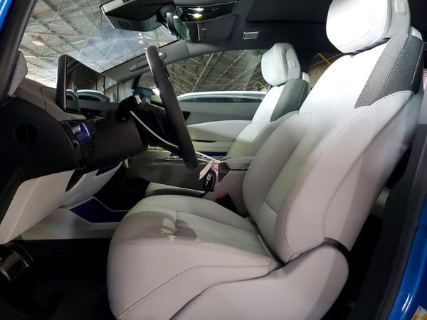 2026 CADILLAC OPTIQ Luxury 1