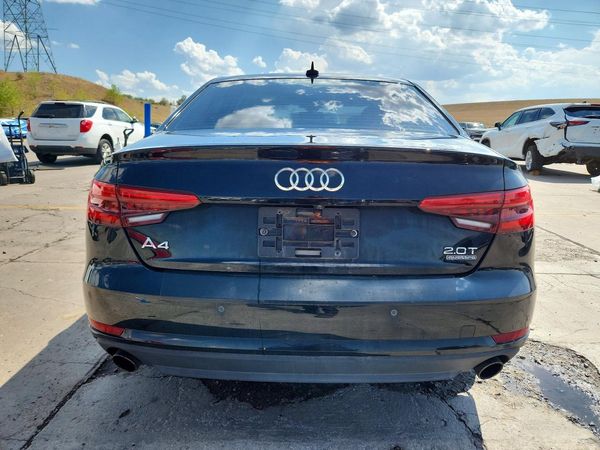 2017 AUDI A4 quattro Premium