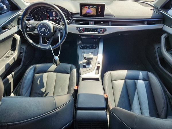2017 AUDI A4 quattro Premium