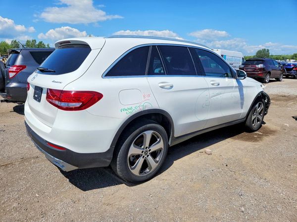 2017 MERCEDES-BENZ GLC GLC300 Base-4M