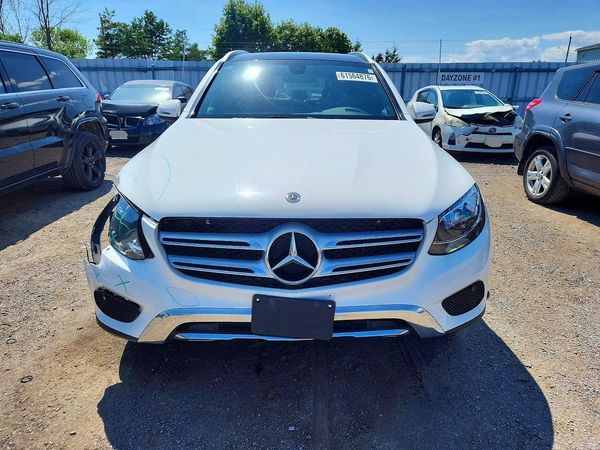 2017 MERCEDES-BENZ GLC GLC300 Base-4M
