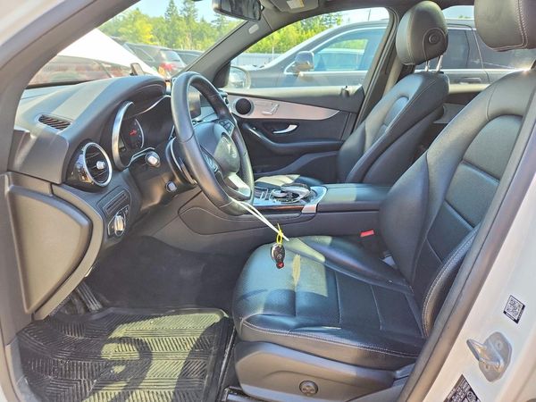 2017 MERCEDES-BENZ GLC GLC300 Base-4M