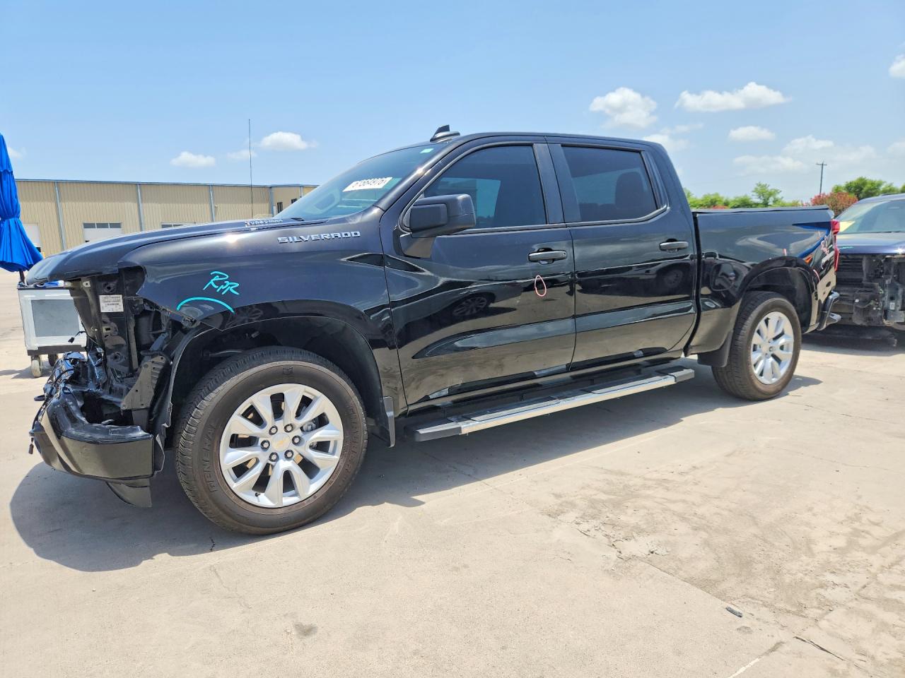 2025 CHEVROLET SILVERADO Custom