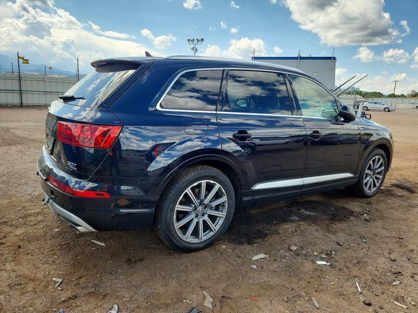 2017 AUDI Q7