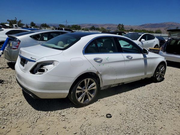 2015 MERCEDES-BENZ C 4-MATIC
