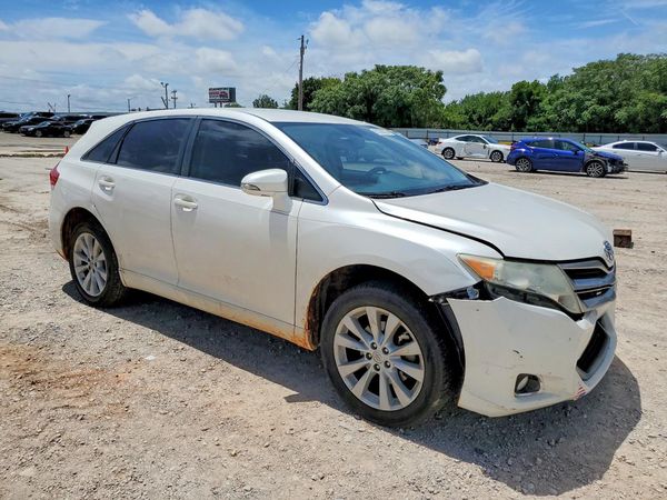 2015 TOYOTA VENZA XLE