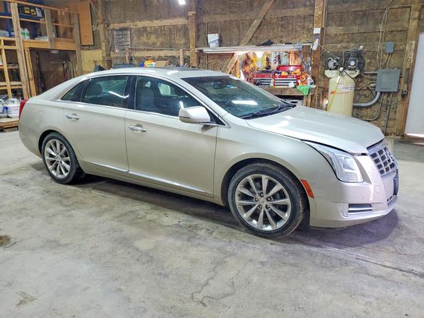 2014 CADILLAC XTS Luxury