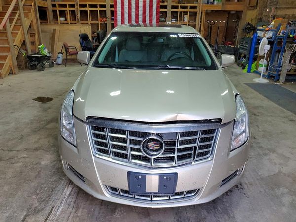 2014 CADILLAC XTS Luxury