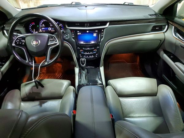 2014 CADILLAC XTS Luxury