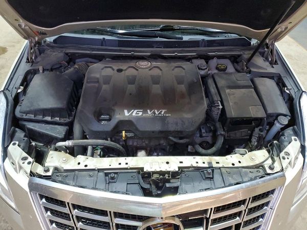 2014 CADILLAC XTS Luxury