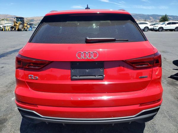 2024 AUDI Q3 S Line quattro Premium
