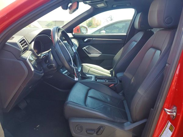 2024 AUDI Q3 S Line quattro Premium